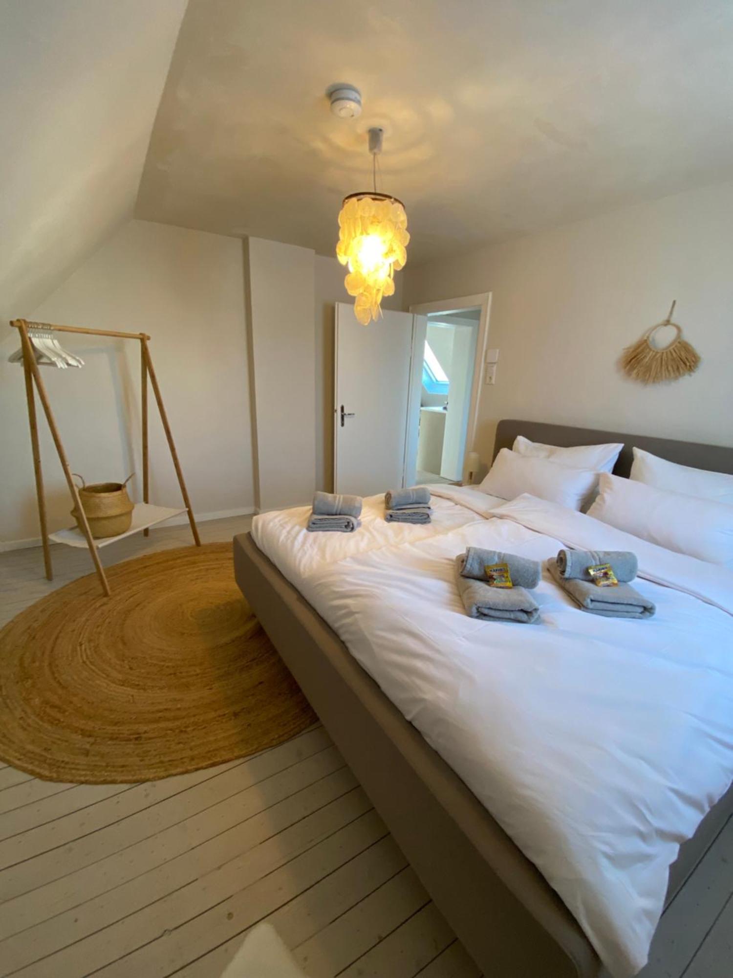 Cozy City Apartment Daun - Ferienwohnung ภายนอก รูปภาพ